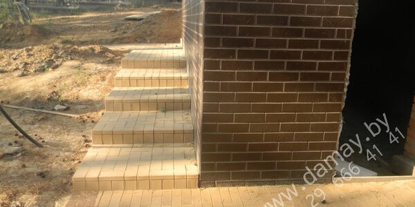 7)Широкие ступени.